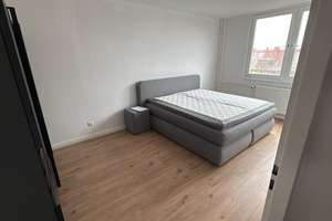 Helle möblierte 95 m² Wohnung im 6. OG mit Balkon in Berlin-Wedding – Wollankstraße 96F, 13359 Gesundbrunnen, Berlin – Vorschaubild 2