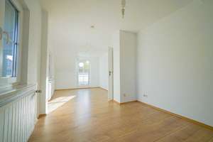 Freistehendes Einfamilienhaus mit Garten und Sonnenbalkon – Heiderweg  7, 40880 Tiefenbroich, Ratingen – Vorschaubild 11