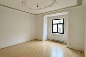 Urbanes Wohnen mit Flair – Helle 3-Zi.-Altbauwohnung im beliebten Stuttgarter Westen – Die vollständige Adresse der Immobilie erhältst du vom Anbieter., 70197 Rotebühl, Stuttgart – Vorschaubild 2