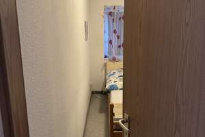 ALT-HOHENSCHÖNHAUSEN==SANDINOSTR.15A==2-ZiMMER-ETW==DG AUF MOD. ALTBAU==3.OG ==BALKON==EBK== GALERIE – 13055 Alt-Hohenschönhausen, Berlin – Vorschaubild 9