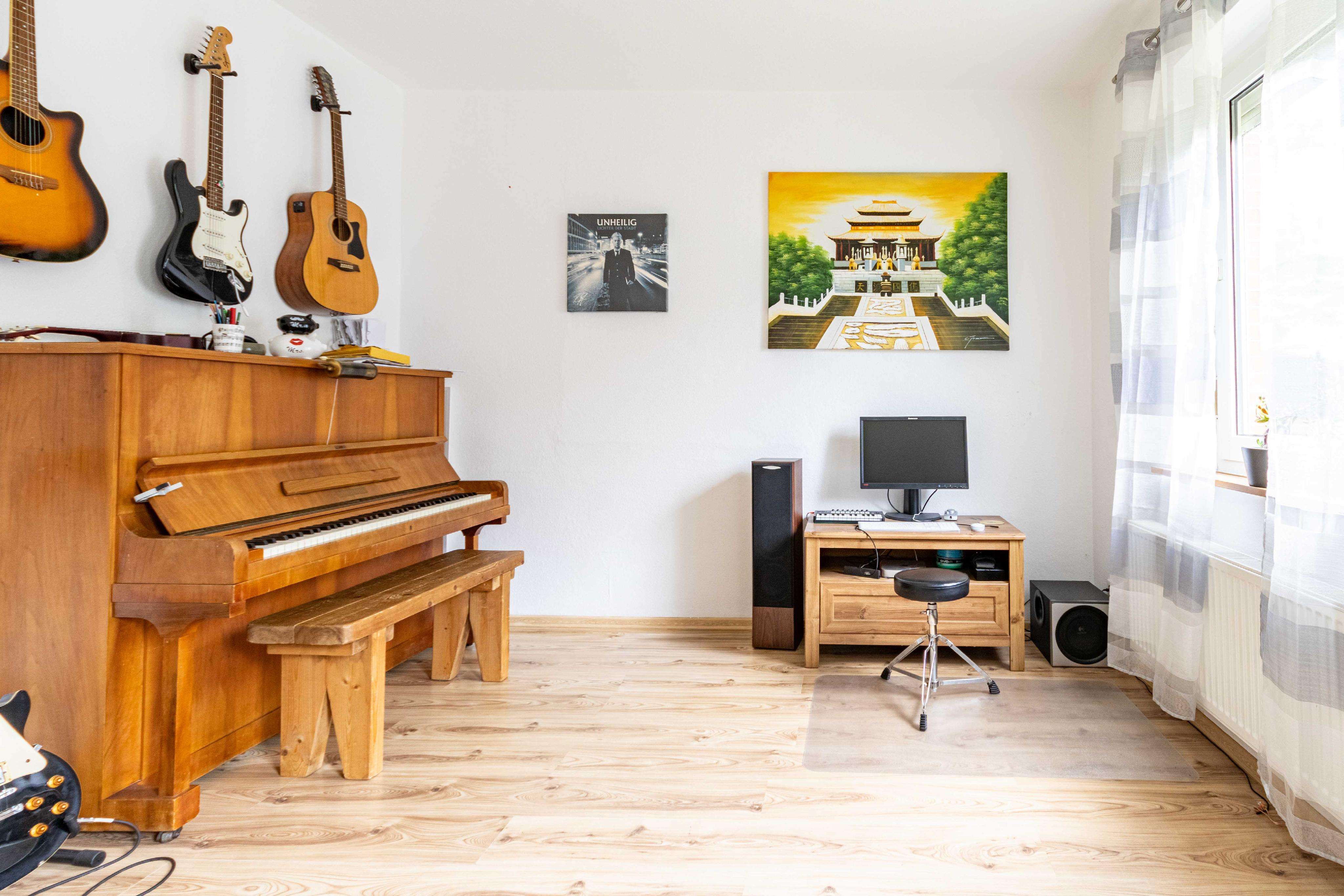 Immobilie in Ihlow - Fehnhaus-Hälfte in ruhiger Lage mit Garten und Ausbaupotenzial - Bild 9