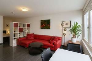 Möbliertes 1-Zimmer-Apartment in Haidhausen – ruhig zum Innenhof gelegen – Die vollständige Adresse der Immobilie erhältst du vom Anbieter., 81677 Steinhausen, München – Vorschaubild 2