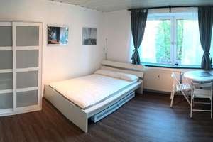 Neuwertige und möblierte Wohnung in Kleefeld (in der Nähe MHH)
