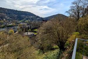 Außergewöhnliche, barrierefreie 4,5-Zimmer-Wohnung mit zwei Balkonen und beeindruckender Aussicht – Die vollständige Adresse der Immobilie erhältst du vom Anbieter., 75365 Calw – Vorschaubild 5