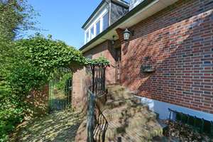 Großes Wohnhaus oder Baugrundstück in Hamburg-Poppenbüttel – Die vollständige Adresse der Immobilie erhältst du vom Anbieter., 22393 Poppenbüttel, Hamburg – Vorschaubild 14