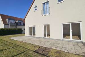 Hochwertig saniert: Lichtdurchflutete 3-Zimmerwohnung mit Terrasse