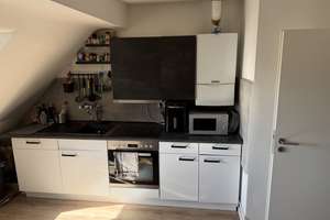 🏡 Altbaucharme: WG-taugliche 4,5-Zimmer-Wohnung  direkt am Bergmannsheil – Hattinger 87, 44789 Südinnenstadt, Bochum – Vorschaubild 17