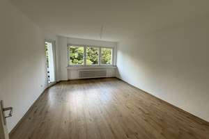 "Mir tanzt keiner auf dem Kopf rum"- Super 3-Zimmer-Wohnung im 4. OG – Wohnen mit Grünblick – Hölderlinstraße 3, 47226 Rheinhausen-Mitte, Duisburg – Vorschaubild 7