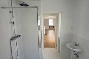 Kernsanierte 2,5-Zimmer-Wohnung mit großem Balkon in zentraler Lage  von Oberhausen – Lothringerstr 2, 46045 Oberhausen – Vorschaubild 7