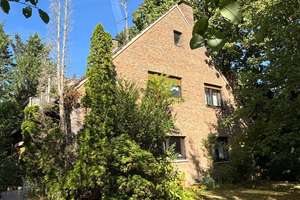 VIELSEITIGES ZWEIFAMILIENHAUS MIT GARTEN UND GARAGE IN BEGEHRTER LAGE VON MG! – Die vollständige Adresse der Immobilie erhältst du vom Anbieter., 41063 Eicken, Mönchengladbach – Vorschaubild 13