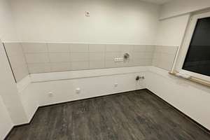 Schöne Aussicht aus vollständig renovierter 2,5 - Zimmerwohnung – Kinkelstraße 7A, 58097 Altenhagen, Hagen – Vorschaubild 4