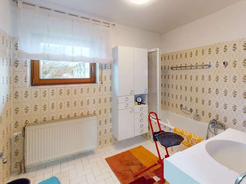 Charmantes-Zweifamilienhaus-mi