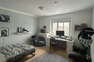 Property thumbnail 11