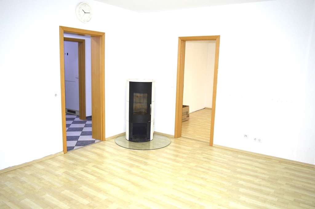 Immobilie in Altbach - 3,5 Zimmerwohnung in ruhiger Randlage von Altbach ! - Bild 3