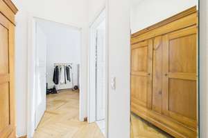 Helle 2-Zimmer-Eigentumswohnung mit TG-Stellplatz im denkmalgeschützten Ensemble – Die vollständige Adresse der Immobilie erhältst du vom Anbieter., 40489 Wittlaer, Düsseldorf – Vorschaubild 4
