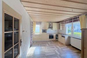 Großzügige Doppelhaushälfte mit hübschem Garten, Terrasse und Balkon in schöner Lage – Die vollständige Adresse der Immobilie erhältst du vom Anbieter., 55129 Ebersheim, Mainz – Vorschaubild 4