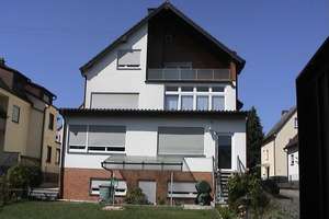 Gepflegtes, ruhig gelegenes 3-Familienhaus für weitsichtige Anleger ! – Die vollständige Adresse der Immobilie erhältst du vom Anbieter., 63303 Dreieich – Vorschaubild 3