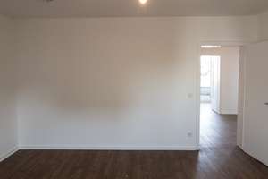 Großzügige DG-Wohnung in Pempelfort – 40479 Pempelfort, Düsseldorf – Vorschaubild 40