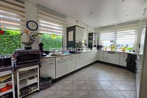 1.054 m² Freiheit: Einfamilienhaus mit allem was zählt – Wohnen, Garten, Fahrzeuge, Leben! – Die vollständige Adresse der Immobilie erhältst du vom Anbieter., 66333 Völklingen – Vorschaubild 6
