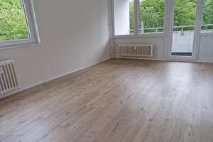 Renovierte 3-Zimmer-Wohnung mit Balkon im 3.OG – Oberhoffsfeld 11, 42369 Ronsdorf, Wuppertal – Vorschaubild 3