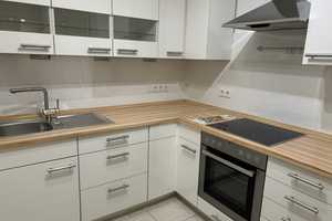 Barrierefreie 2-Zi-Whg. mit Balkon in Residenz. 64 m², Küche mit moderner EBK, Diele & Duschbad. – Hardtstr. xx, 42107 Wuppertal – Vorschaubild 11