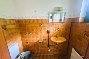 Renovierungsbedürftiges gut geschnittenes Reihenmittelhaus mit kleinem Garten – Ahornweg 15, 79114 Freiburg im Breisgau – Vorschaubild 6