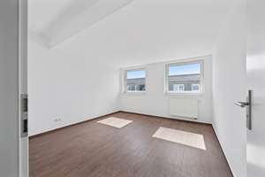 Ottensen! Dachgeschoß,, Balkon  top Zustand Energiewert B, Einbauküche, Provisionsfrei – Die vollständige Adresse der Immobilie erhältst du vom Anbieter., 22763 Ottensen, Hamburg – Vorschaubild 6