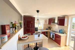+++ sonnige 3 Zimmer Wohnung mit Hauscharakter, Terrasse und Stellplatz in Haslach zu verkaufen +++ – Die vollständige Adresse der Immobilie erhältst du vom Anbieter., 77716 Haslach im Kinzigtal – Vorschaubild 3