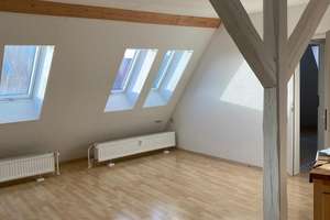 von privat: Top Lage Blücherplatz, sehr gepflegte 4 Zimmer Wohnung, z.Zt. vermietet zu verkaufen  – Blücherstraße 8, 24105 Blücherplatz, Kiel – Vorschaubild 2