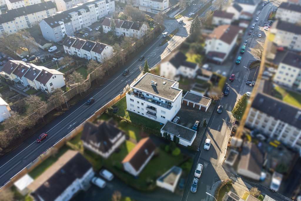 Immobilie in Ravensburg - SANIEREN & EINZIEHEN! Helle, geräumige 2-Zimmerwohnung mit Garage in der beliebten Weststadt - Bild 4