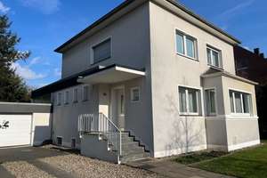 "Stadtvilla"-Feeling in Dinslaken-Stadtmitte – Einfamilienhaus mit traumhaftem Garten und Terrasse – wilhelmlantermannstrasse 86, 46535 Dinslaken – Vorschaubild 7