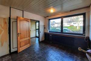 Gemütliches Reihenendhaus mit Potenzial in ruhiger Lage von Aachen – Die vollständige Adresse der Immobilie erhältst du vom Anbieter., 52080 Haaren, Aachen – Vorschaubild 9