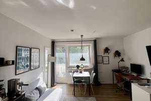 Helle 1-Zimmer-Wohnung mit großem Südwestbalkon – Wohnen in direkter Nähe zum Maschsee