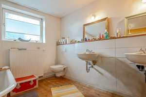 Ein Haus mit Seele und Seesicht – Die vollständige Adresse der Immobilie erhältst du vom Anbieter., 78343 Gaienhofen – Vorschaubild 17