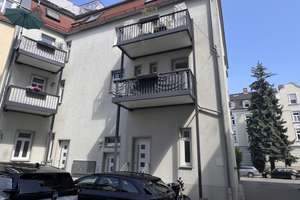 Wohnen mit Charakter: 2-Zimmer-Dachgeschosswohnung am Wittelsbacher Park – Die vollständige Adresse der Immobilie erhältst du vom Anbieter., 86159 Antonsviertel, Augsburg – Vorschaubild 15