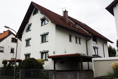 5-Zimmer EG-Wohnung in ruhiger Anlage