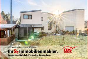 Außergewöhnliche Doppelhaushälfte mit großzügigem Raumangebot, Garten und Doppelgarage – Die vollständige Adresse der Immobilie erhältst du vom Anbieter., 78652 Deißlingen – Vorschaubild 1