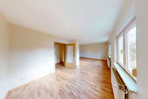 Freistehendes Familienhaus mit 6 Zimmern und großem Garten in Sömmerda – 99610 Sömmerda – Vorschaubild 9