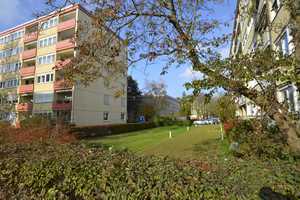 Gemütliche 3-Zimmer-Wohnung mit Balkon und Top-Anbindung in Nürnberg-Röthenbach! – Nürnberg – Vorschaubild 1