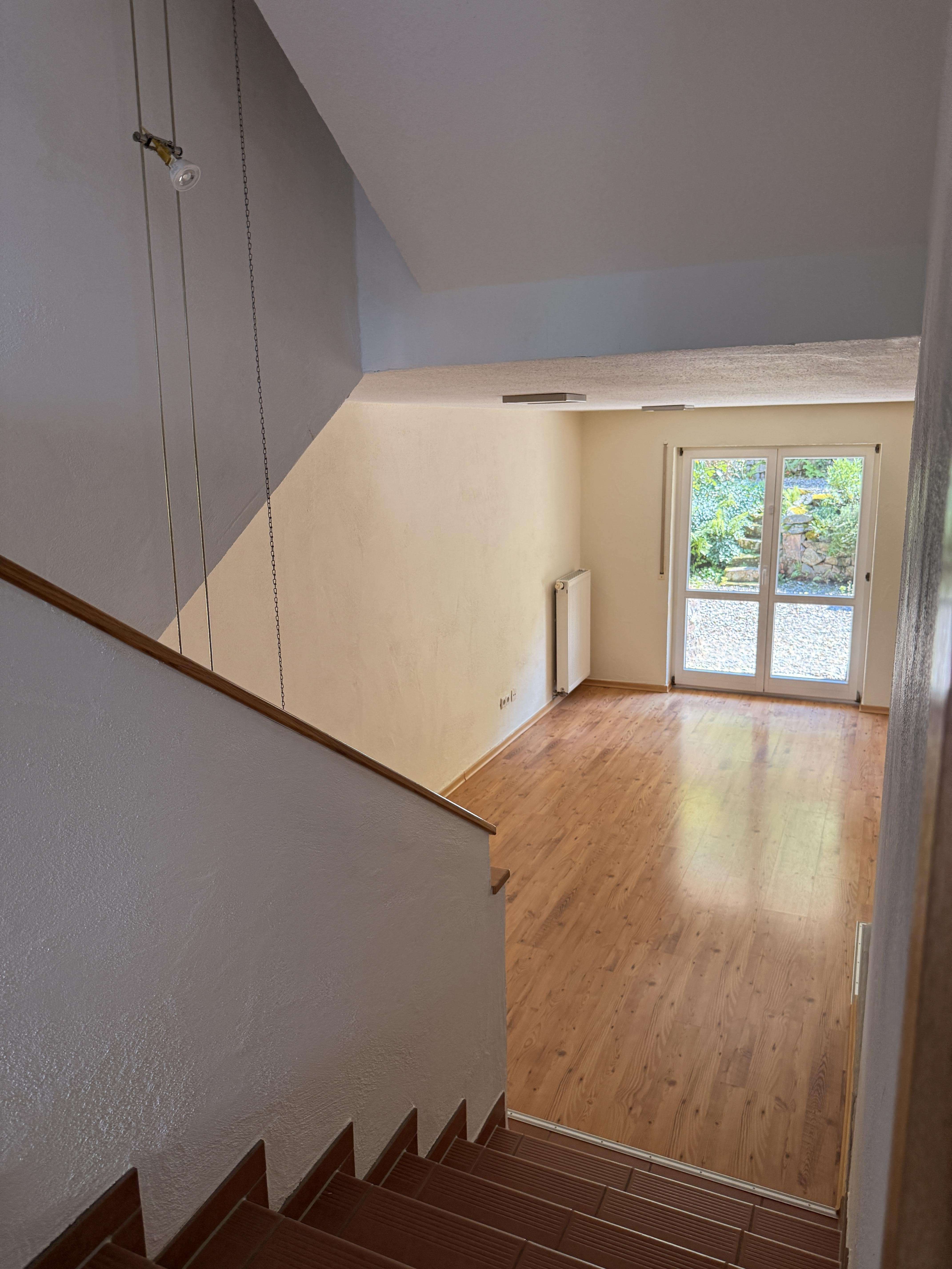 Immobilie in Hausach - Ein Zuhause zum Wohlfühlen – helles Reihenhaus mit Kachelofen, Balkon und lichtdurchflutetem Studio  - Bild 6