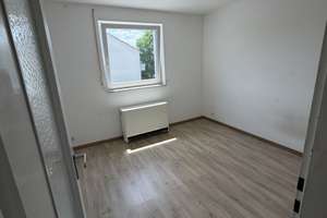 Helle 3-Zimmer-Wohnung in Calw-Heumaden inkl. Stellplatz – Heinz-Schnaufer-Straße 25, 75365 Calw – Vorschaubild 4