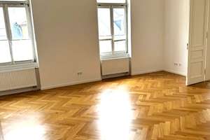 Schön geschnittene und sanierte Altbauwohnung im Herzen von Wiesbaden – Die vollständige Adresse der Immobilie erhältst du vom Anbieter., 65185 Mitte, Wiesbaden – Vorschaubild 2