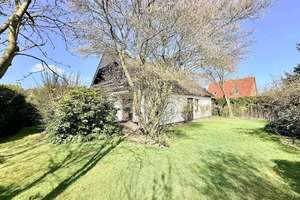 Ruhig gelegenes Einfamilienhaus mit großzügigerem Garten und viel Gestaltungsspielraum – Die vollständige Adresse der Immobilie erhältst du vom Anbieter., 31535 Neustadt am Rübenberge – Vorschaubild 1