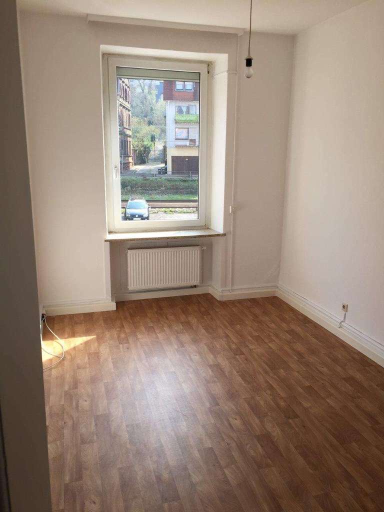 Immobilie in Neustadt an der Weinstraße - 4-Parteien Mehrfamilienhaus mit attraktiver Mietrendite. Zustand: Gepflegt / Teilmodernisiert - Bild 4