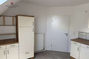 Oberwohnung mit Balkon in zentraler Lage von Friesoythe zu vermieten – Die vollständige Adresse der Immobilie erhältst du vom Anbieter., 26169 Friesoythe – Vorschaubild 2