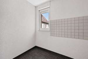 provisionsfrei, sofort verfügbar, 3-Zi.-Wohnung mit Garage, Baujahr 2005, Energieausweis "C" – Die vollständige Adresse der Immobilie erhältst du vom Anbieter., 70376 Münster, Stuttgart – Vorschaubild 4