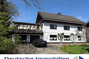 Attraktives Einfamilienhaus mit Einliegerwohnung, Balkon, Terrasse, 3 Garagen! – Mittelsachsen (Kreis) – Vorschaubild 1