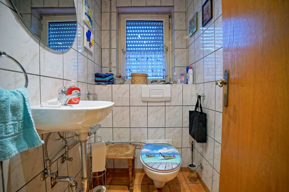 Immobilie in Bröckel - Provisionsfrei: Einfamilienhaus mit viel Platz für die Familie und Schwimmbad plus Solaranlage - Bild 10