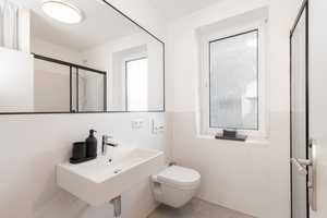 Exklusive, möblierte 2-Zimmer-Wohnung mit modernem Design und hochwertiger Ausstattung – Düsseldorf – Vorschaubild 11