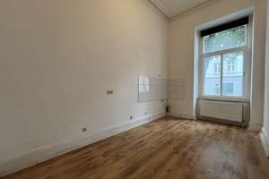 Schöne und vollständig renovierte 3-Raum-Hochparterre-Wohnung mit geh. Innenausstattung in Wuppertal – Friedrich-Ebert-Straße 170, 42117 Elberfeld West, Wuppertal – Vorschaubild 11